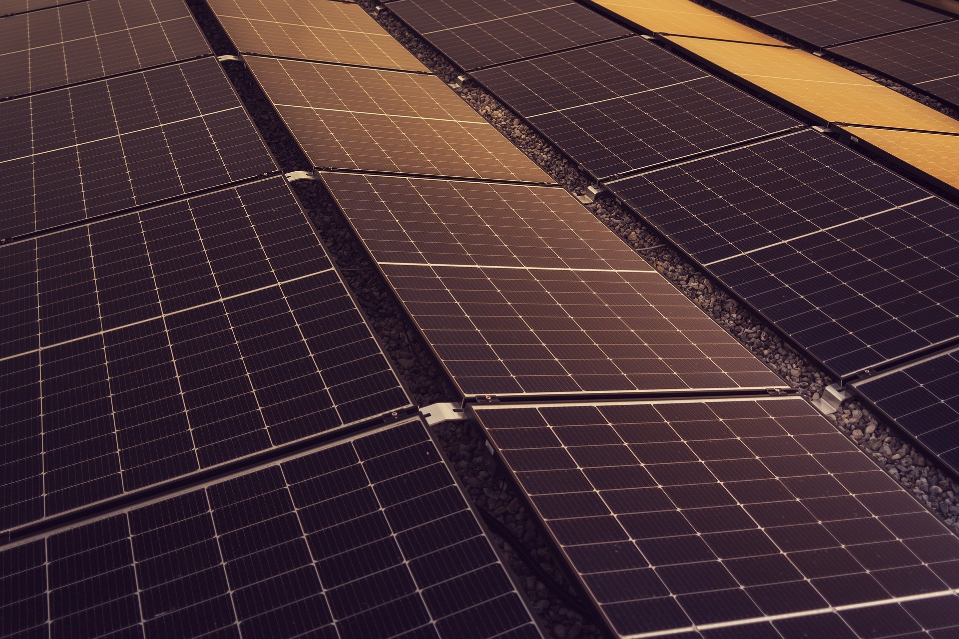 solar-8244680_1920